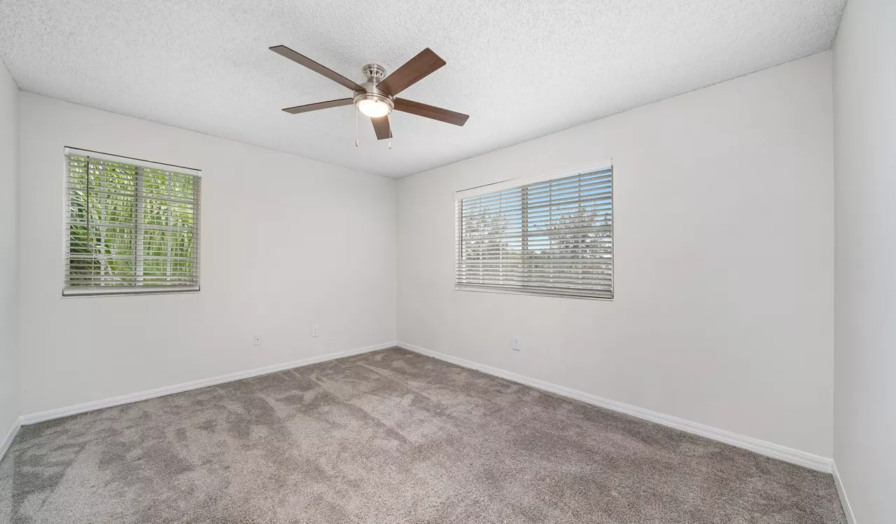 Pine Lakes Preserve - St. Lucie, FL - Bedroom