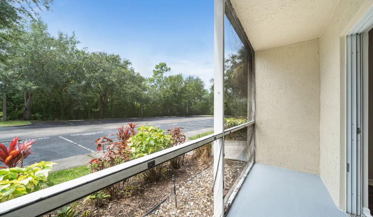 Pine Lakes Preserve - St. Lucie, FL - Balcony