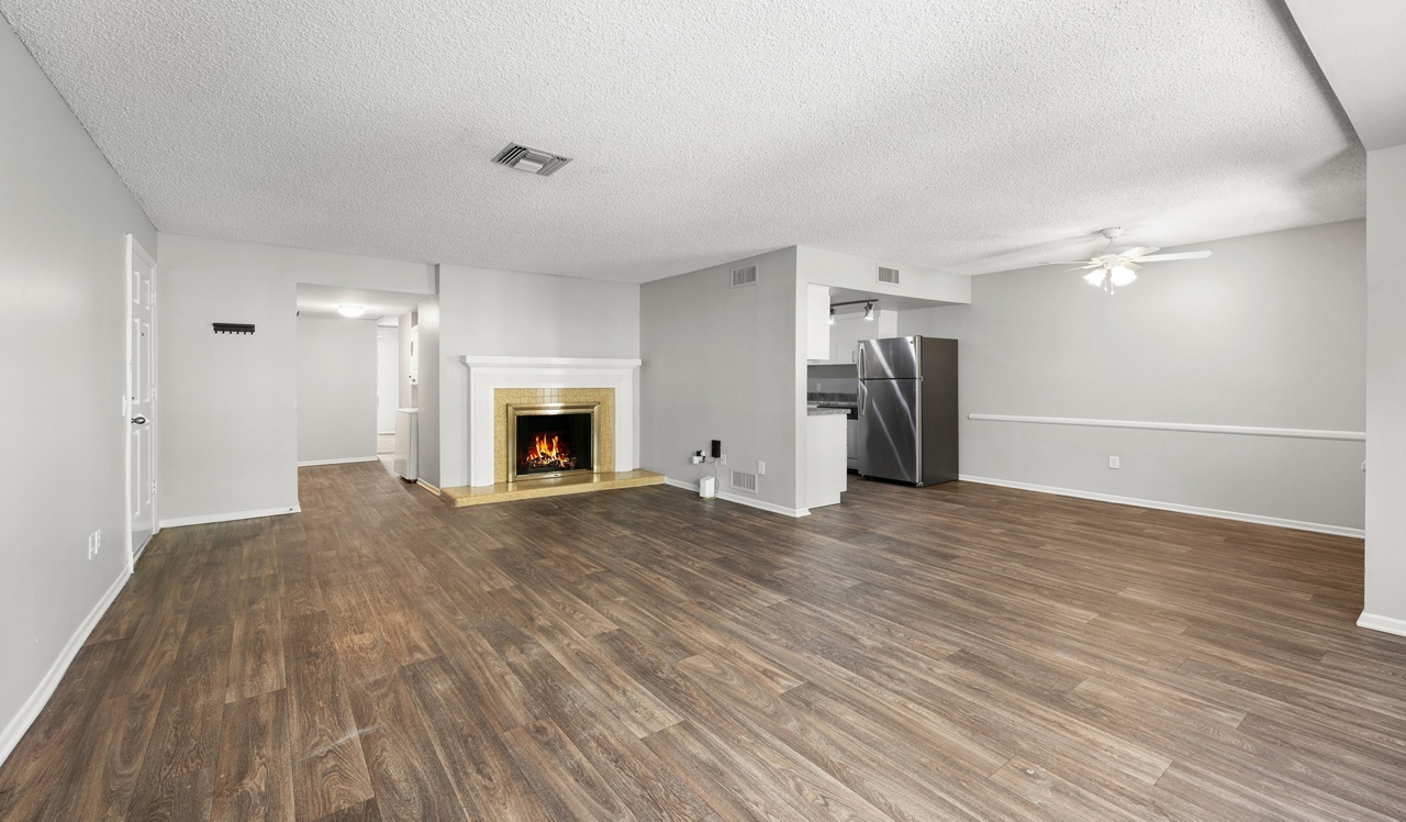 Point Bonita - Chula Vista, CA - Interior Living Room