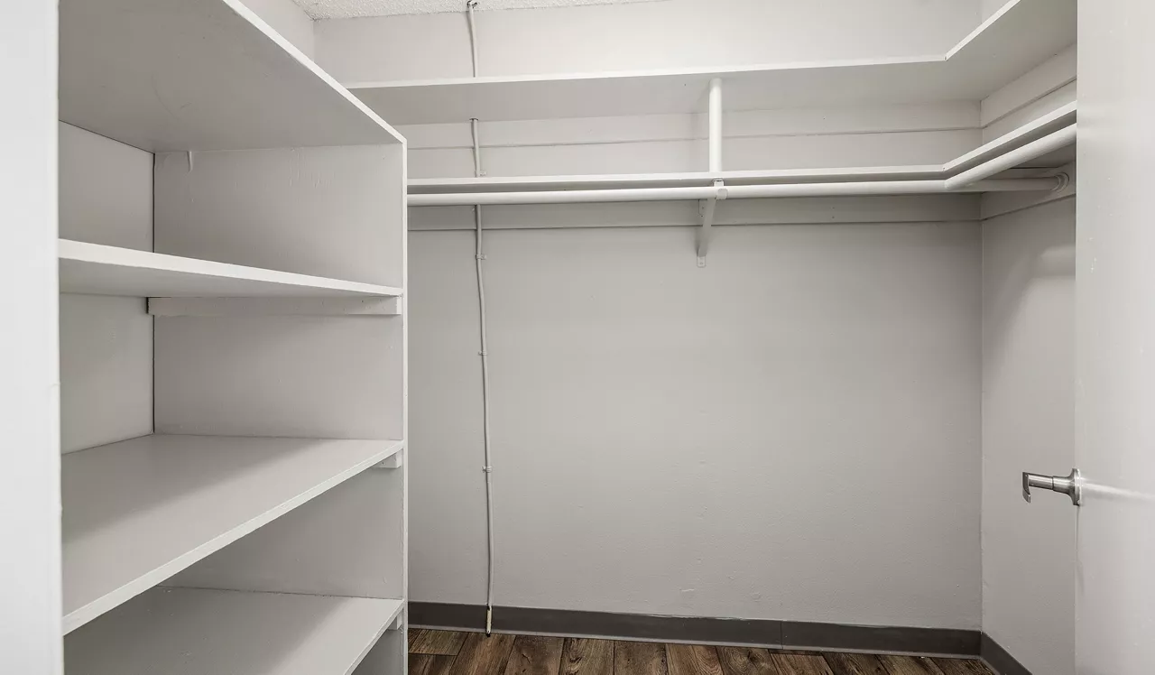 Point Bonita - Chula Vista, CA - Closet