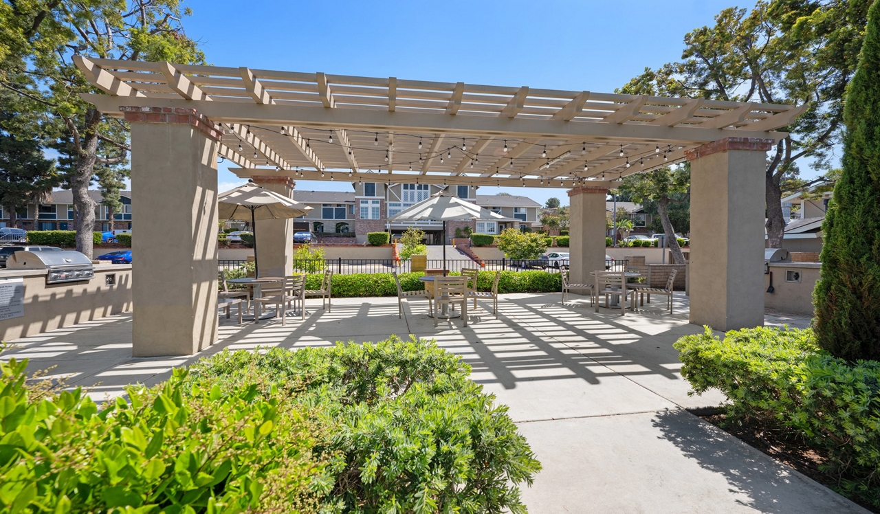 Point Bonita - Chula Vista, CA - Outdoor Lounge