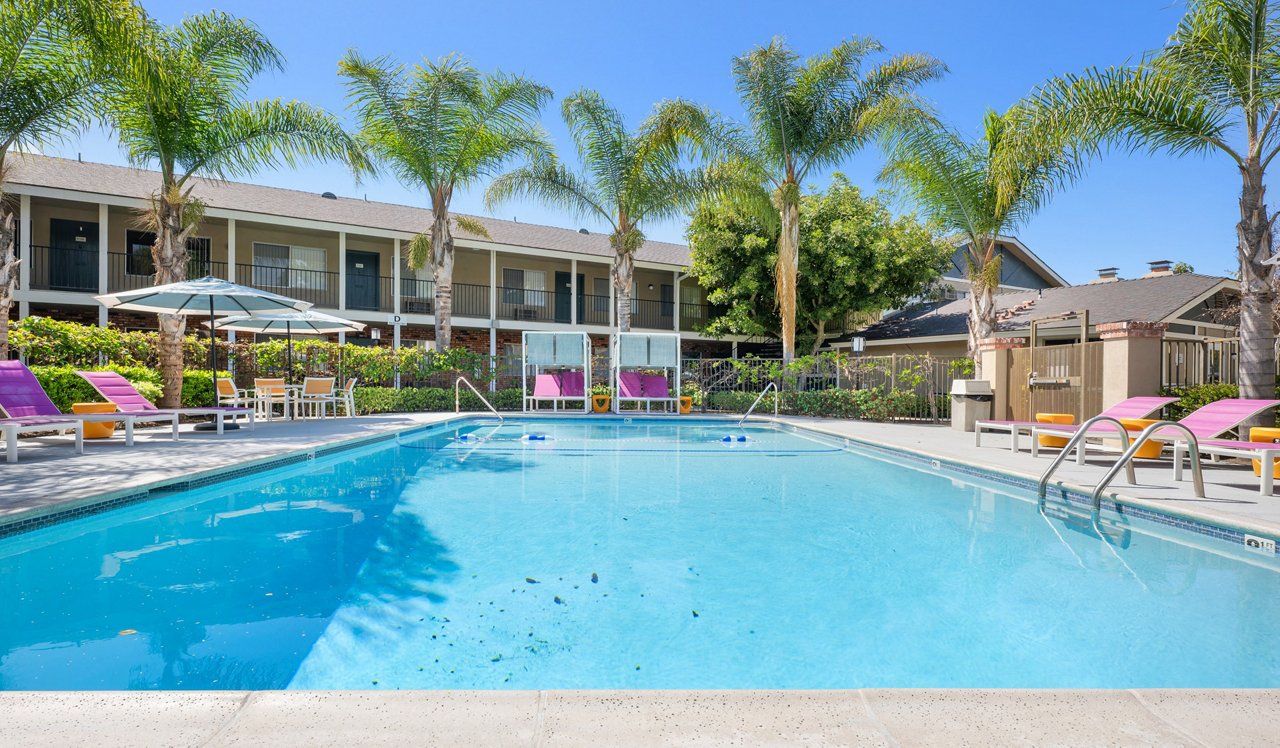 Point Bonita - Chula Vista, CA - Swimming Pool