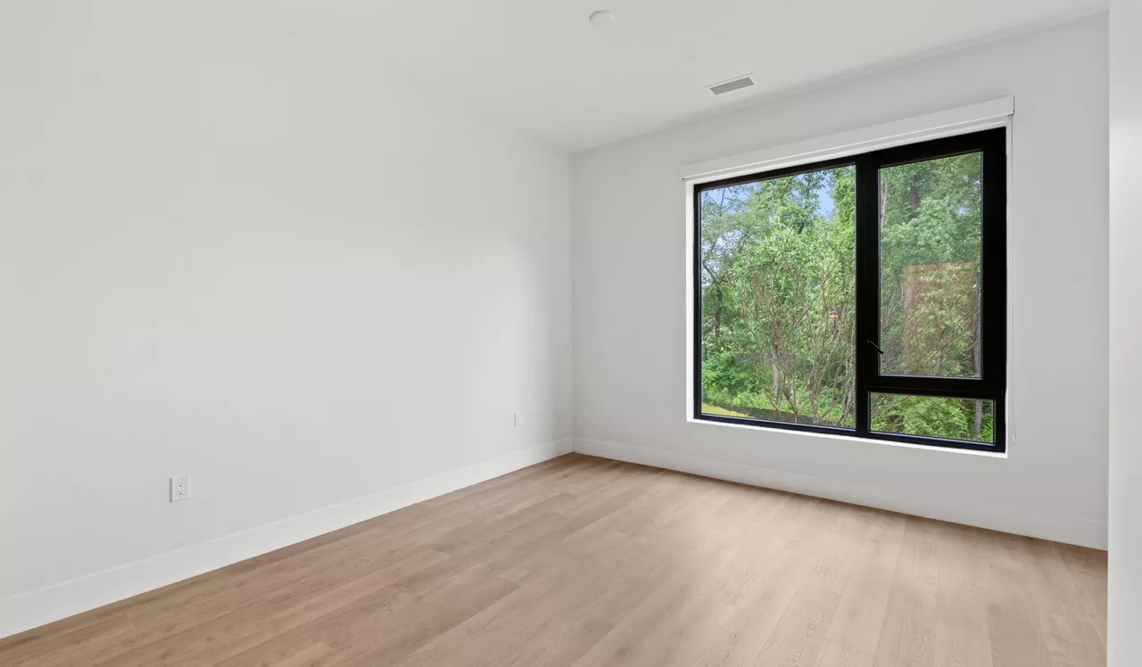 Ravel and Royale - Bethesda, MD - Bedroom