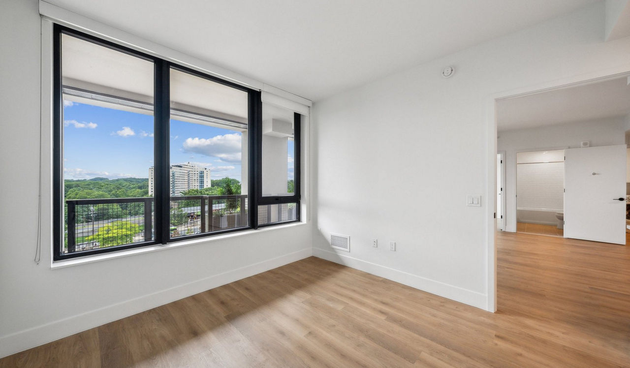 Ravel and Royale - Bethesda, MD - bedroom