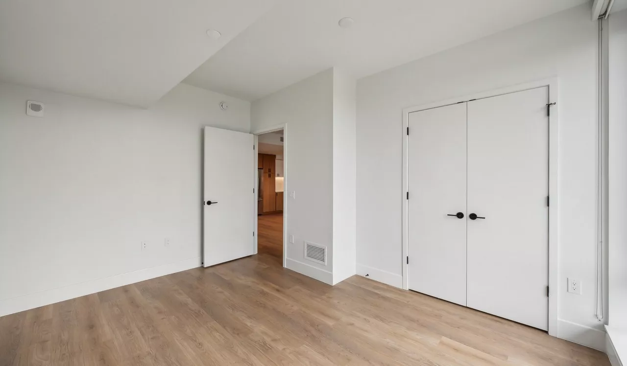 Ravel and Royale - Bethesda, MD - bedroom