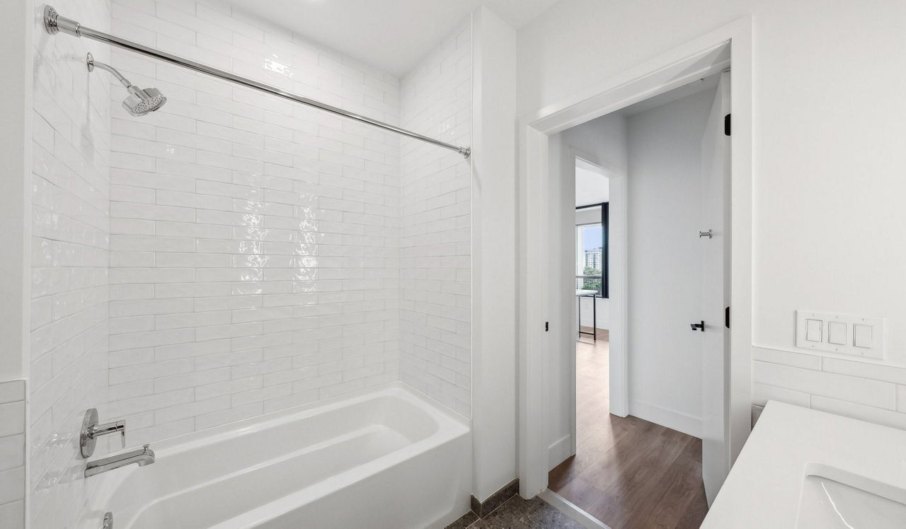 Ravel and Royale - Bethesda, MD - bathroom