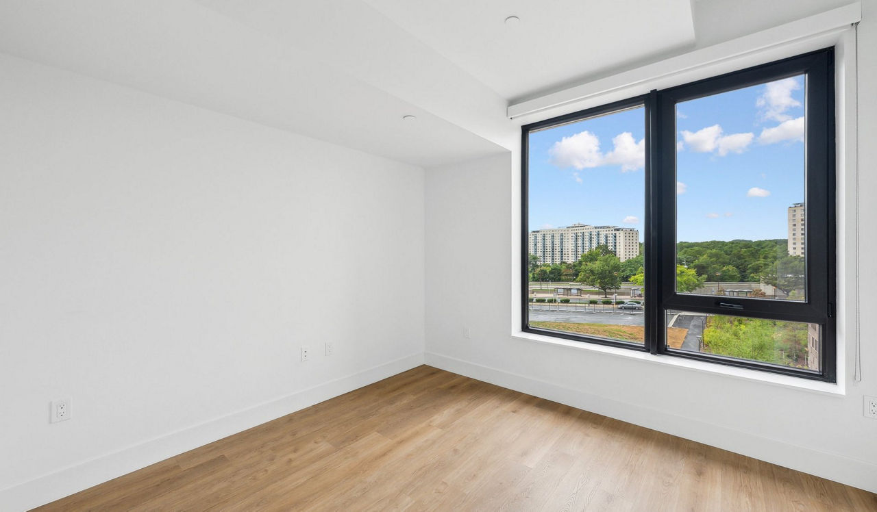 Ravel and Royale - Bethesda, MD - bedroom