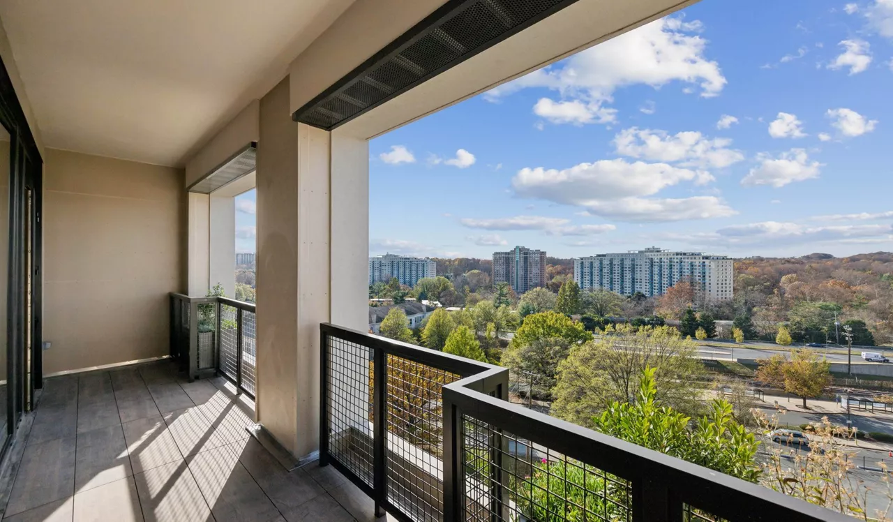 Ravel and Royale - Bethesda, MD - balcony