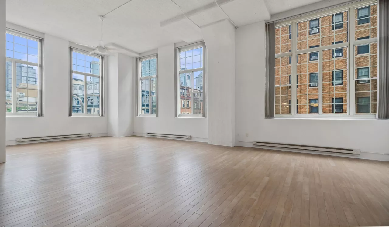 The Riverloft Apartment Homes - Philadelphia, PA - Living Room