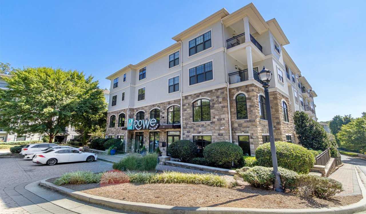 Rowe Vinings - Atlanta GA - Exterior