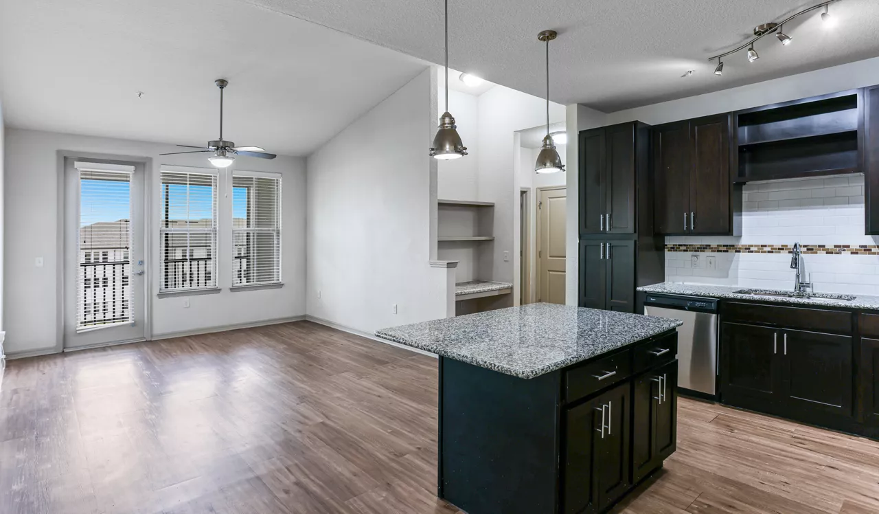 Sands Parc - Daytona Beach, FL - Living Room