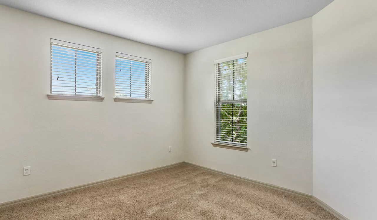 Sands Parc - Daytona Beach, FL - Bedroom