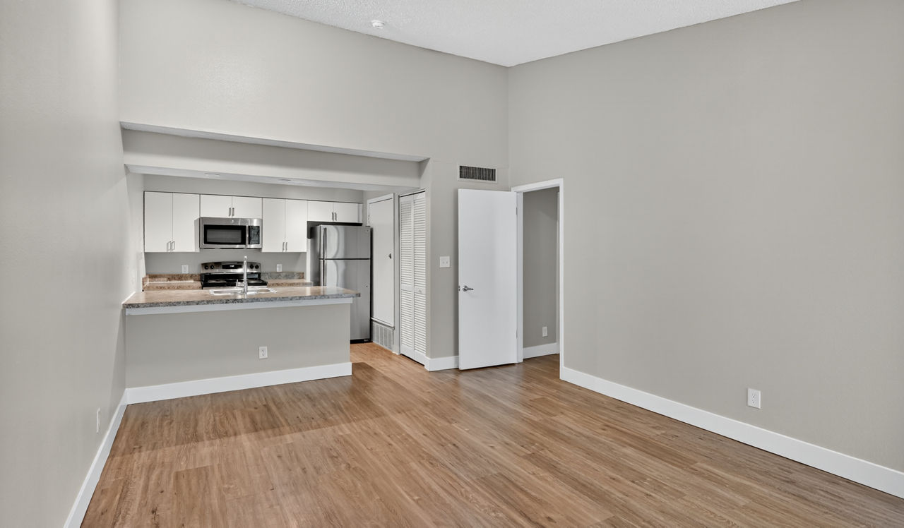 Skyview - Westminster, CO - Living Room