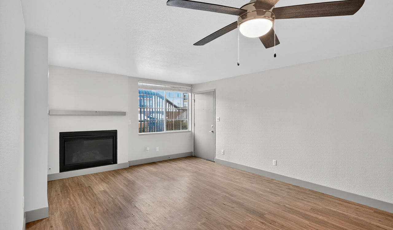 Skyview - Westminster, CO - living room