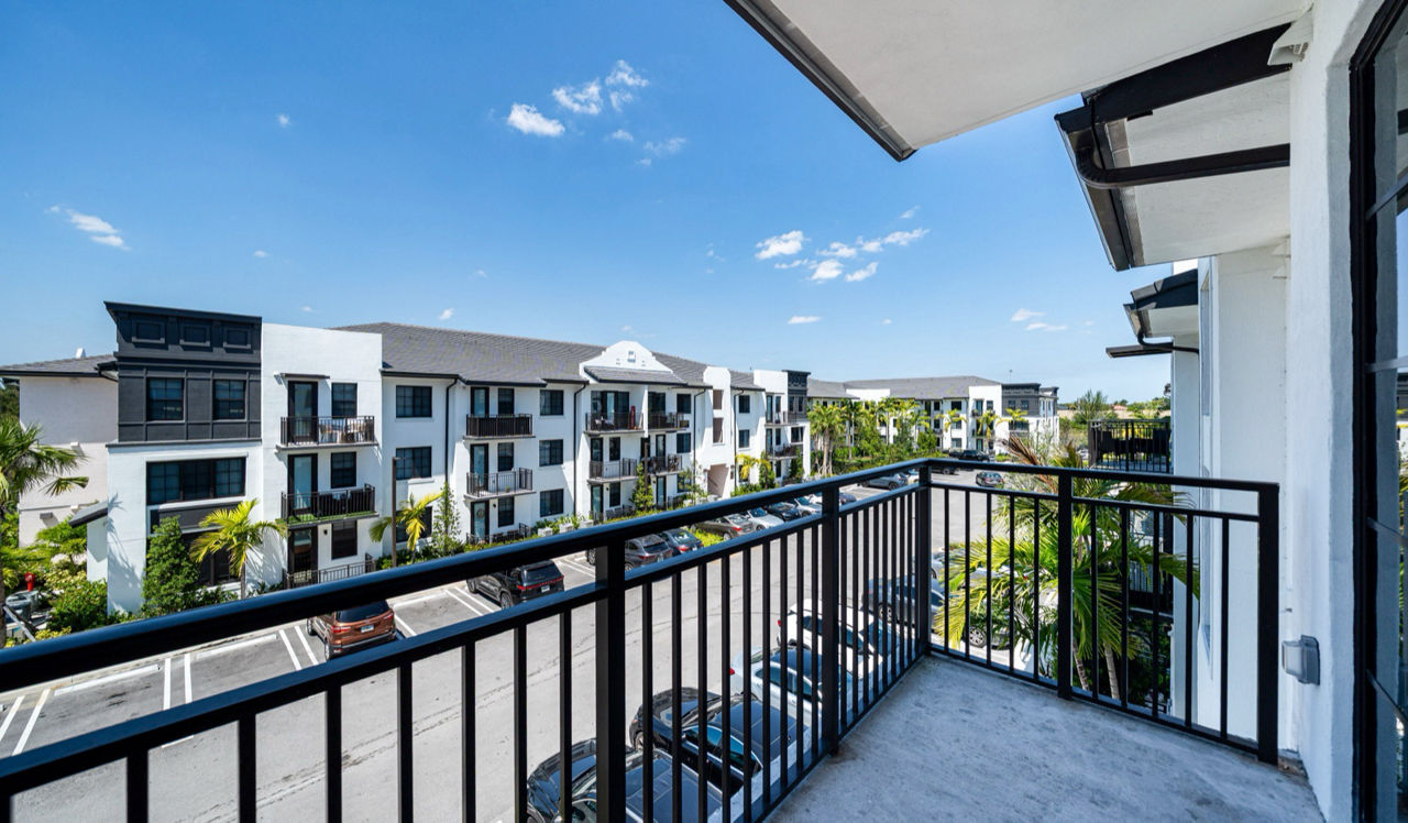 Solea at Miami Lakes - Hialeah, FL - balcony