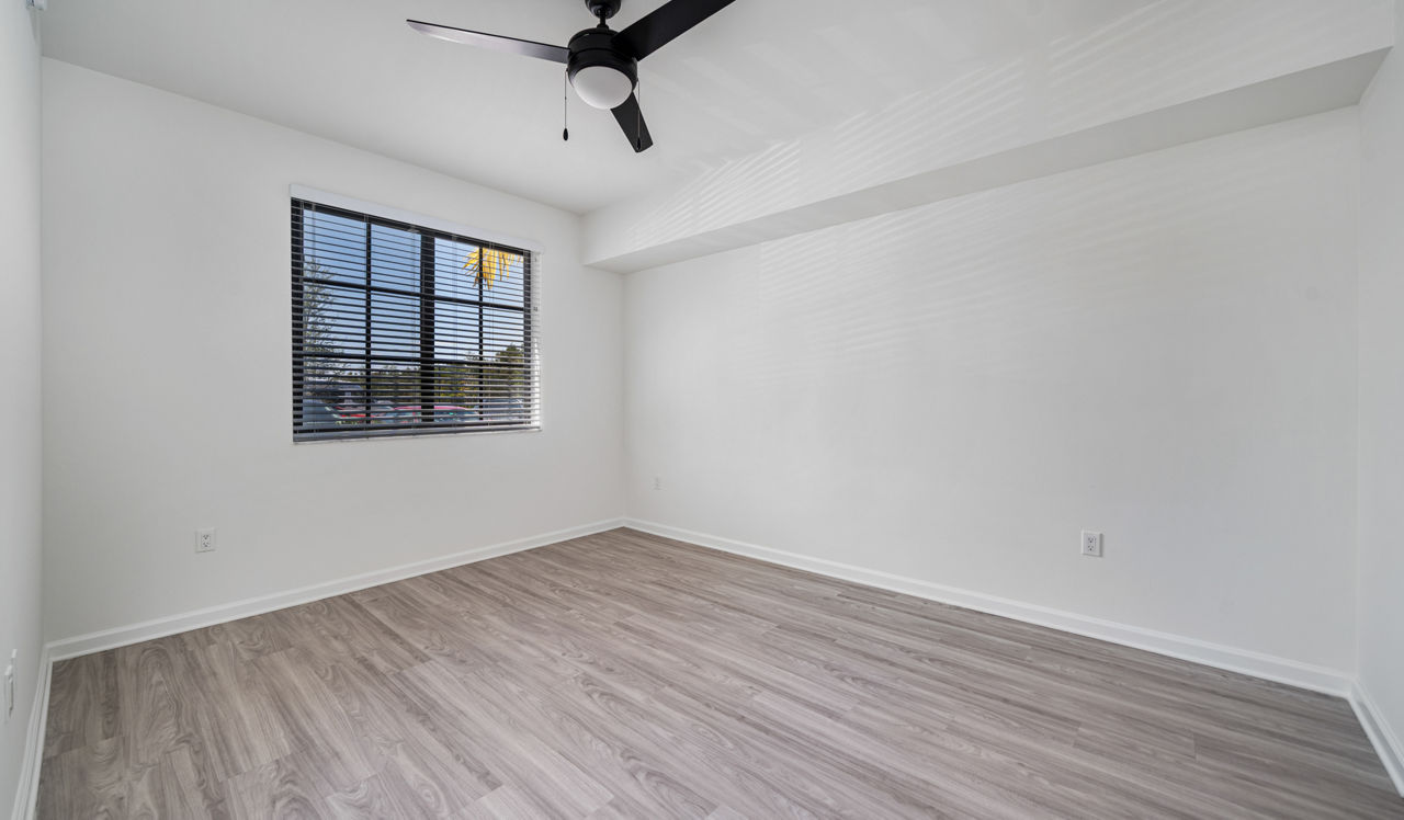 Solea at Miami Lakes - Hialeah, FL - bedroom