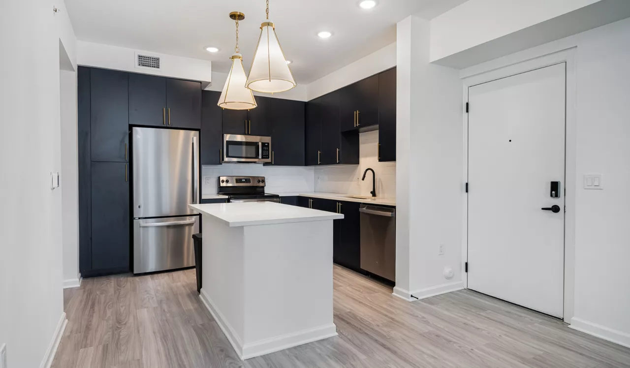 Solea at Miami Lakes - Hialeah, FL - Kitchen