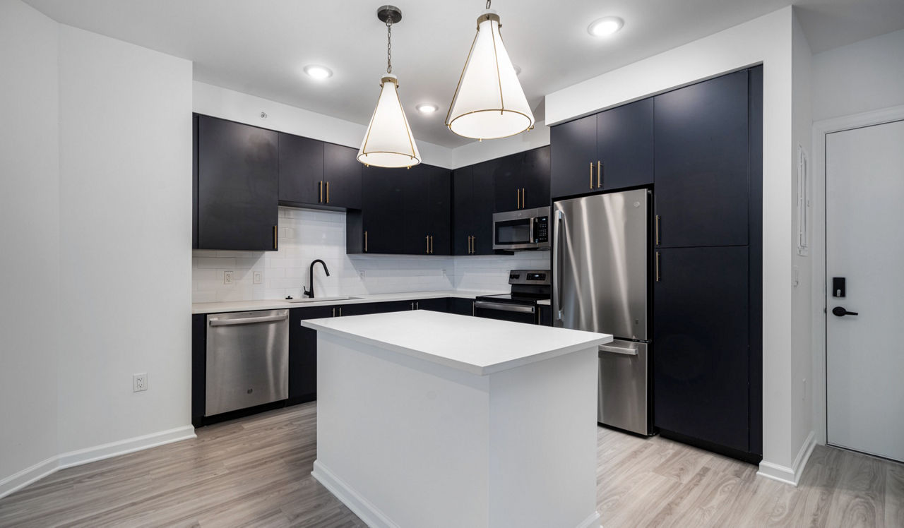 Solea at Miami Lakes - Hialeah, FL - Kitchen