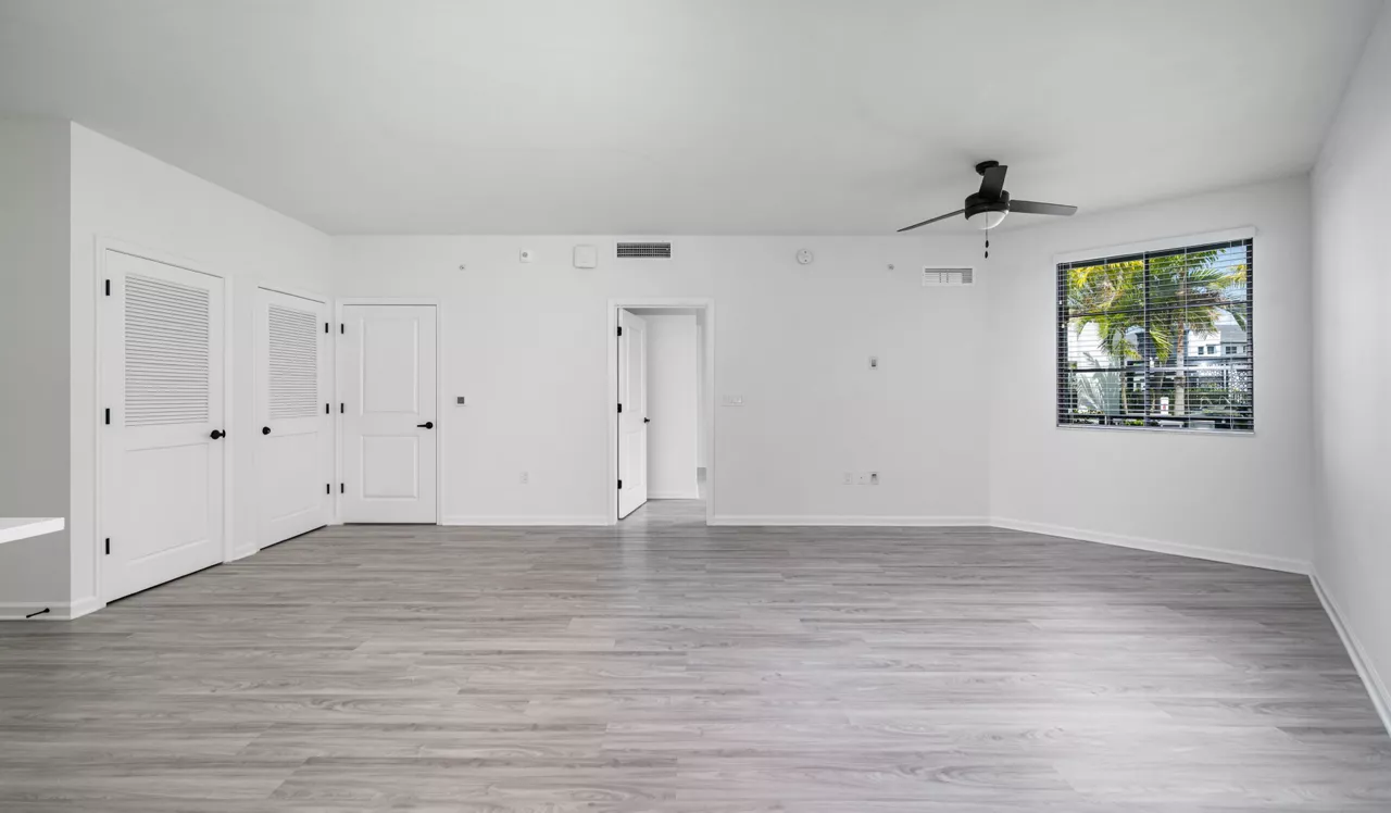 Solea at Miami Lakes - Hialeah, FL - Living Room