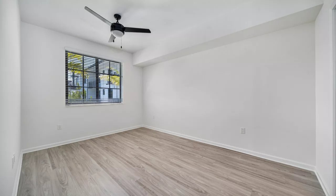 Solea at Miami Lakes - Hialeah, FL - bedroom