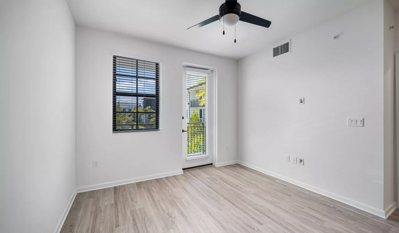 Solea at Miami Lakes - Hialeah, FL - Living Room 