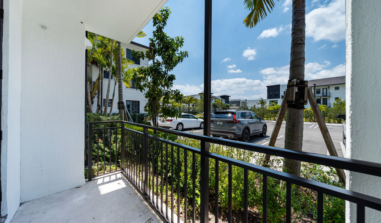 Solea at Miami Lakes - Hialeah, FL - balcony