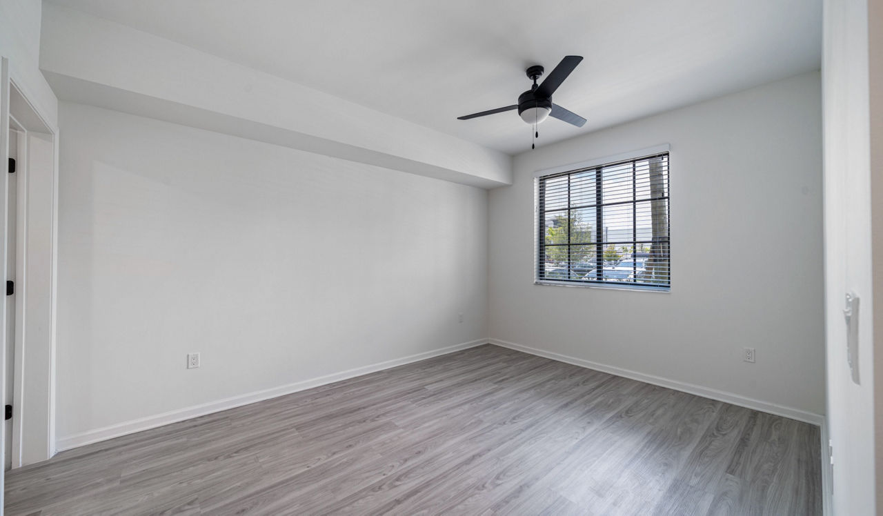 Solea at Miami Lakes - Hialeah, FL - bedroom