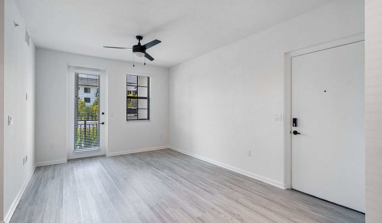 Solea at Miami Lakes - Hialeah, FL - Living Room