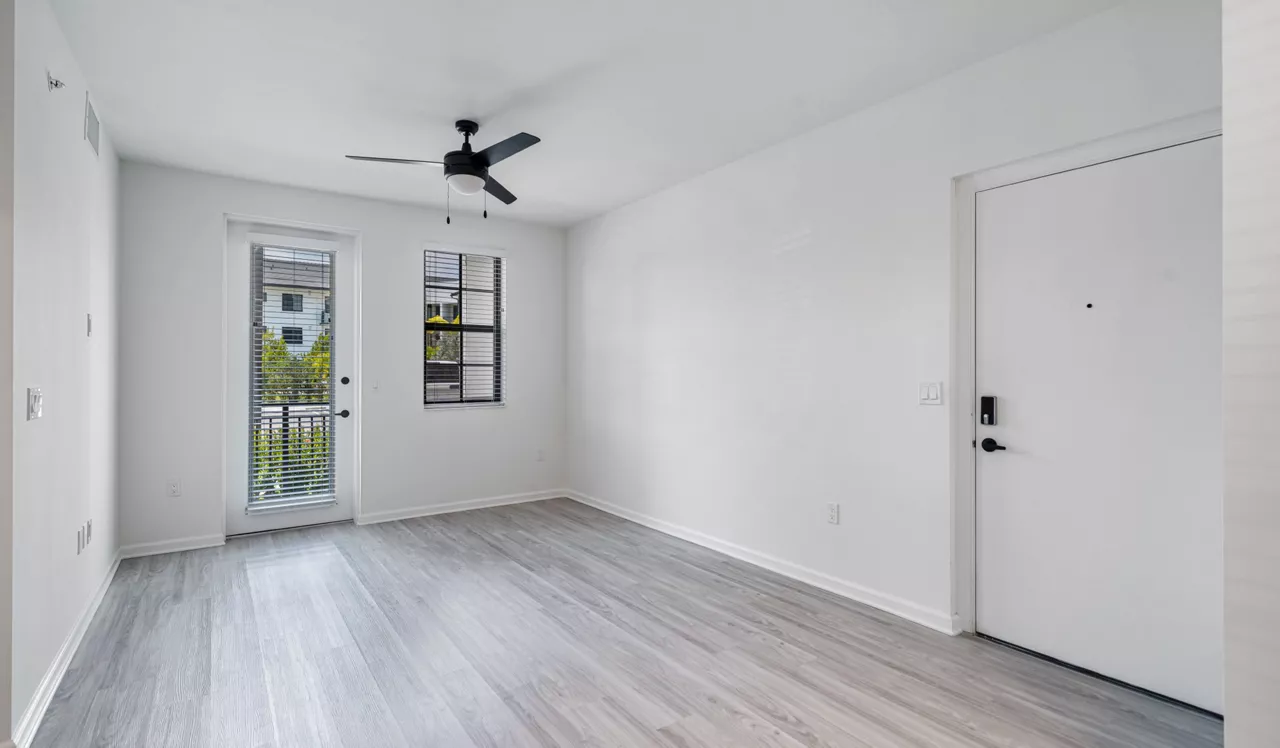 Solea at Miami Lakes - Hialeah, FL - Living Room