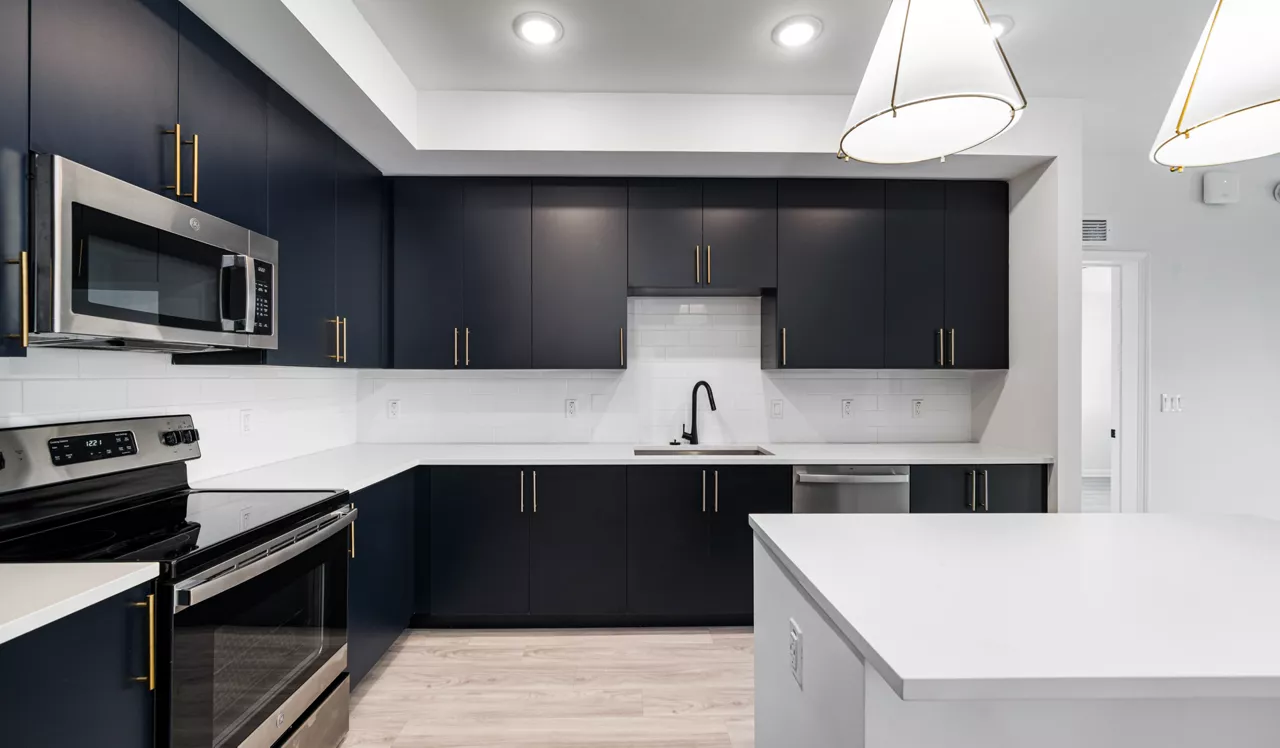 Solea at Miami Lakes - Hialeah, FL - Kitchen