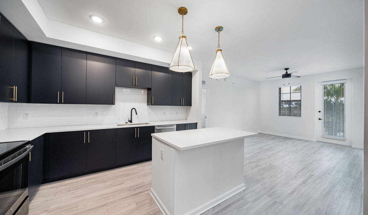 Solea at Miami Lakes - Hialeah, FL - kitchen and Living Room