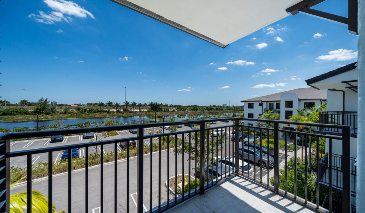 Solea at Miami Lakes - Hialeah, FL - balcony