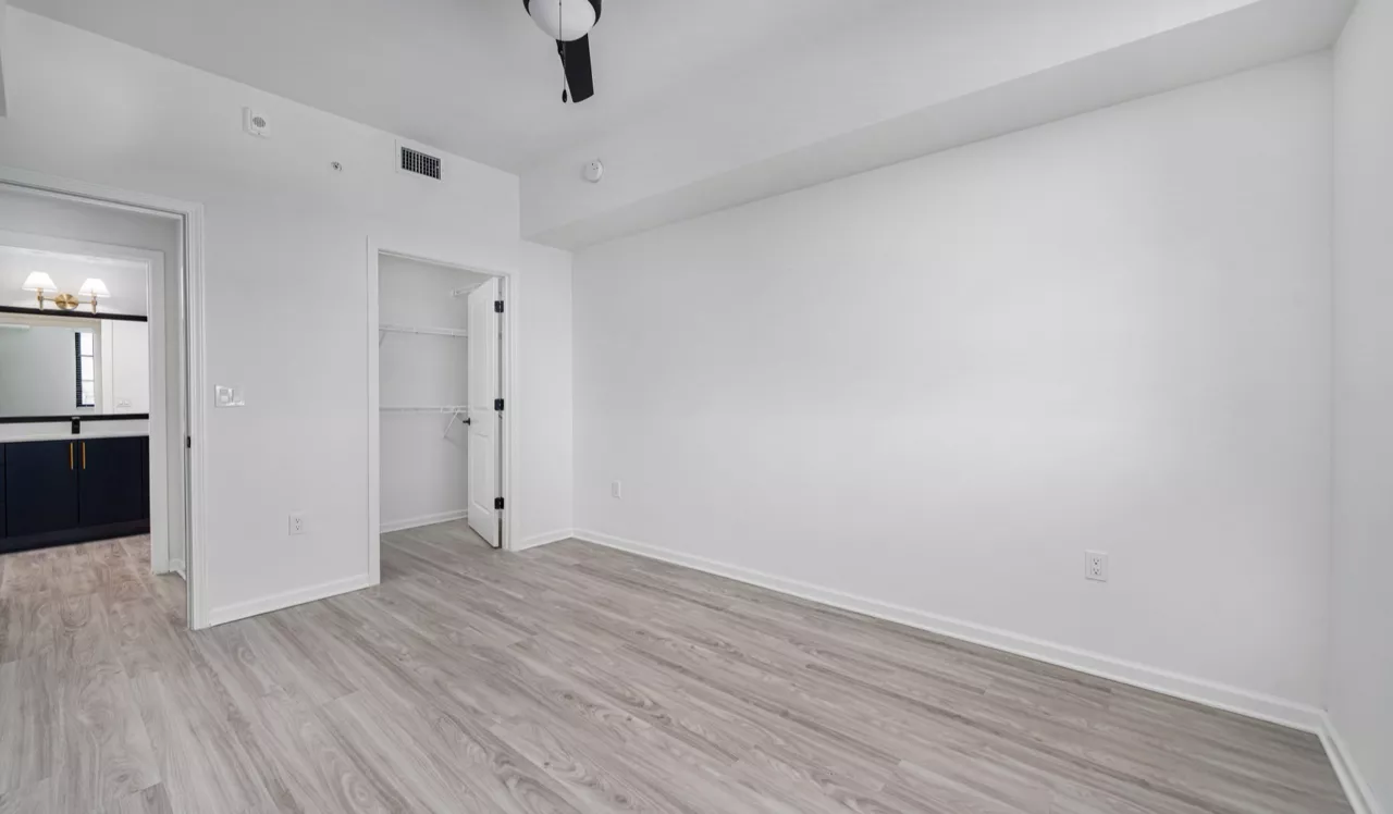 Solea at Miami Lakes - Hialeah, FL - Bedroom