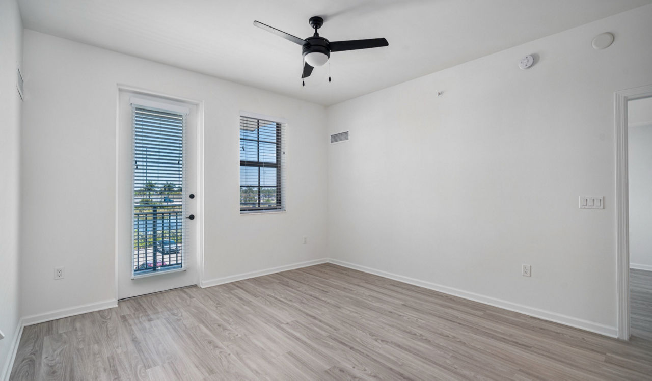 Solea at Miami Lakes - Hialeah, FL - Living Room