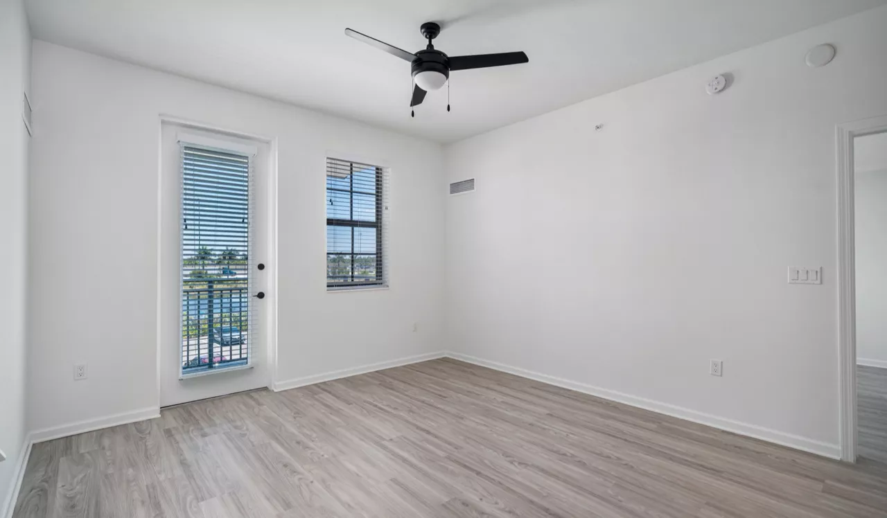 Solea at Miami Lakes - Hialeah, FL - Living Room