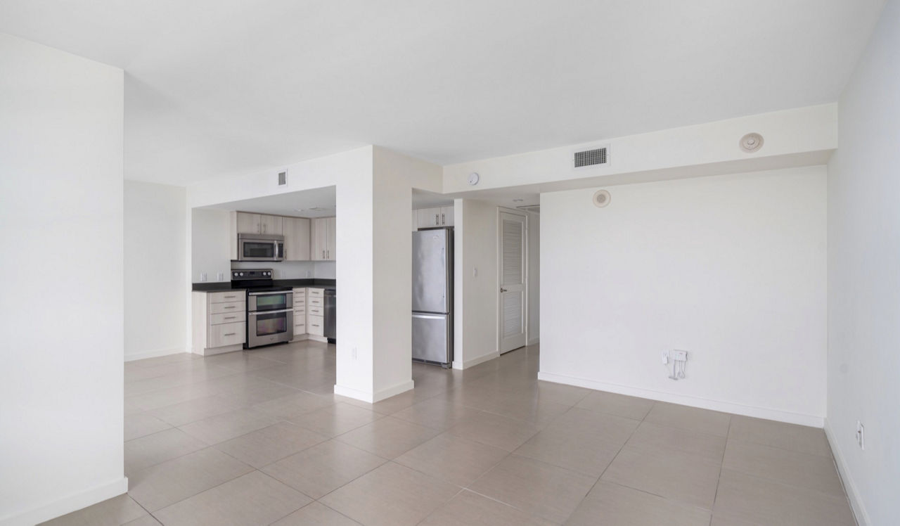 Southgate Towers - Miami, FL - Living Room