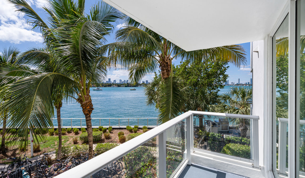 Southgate Towers - Miami, FL - Balcony