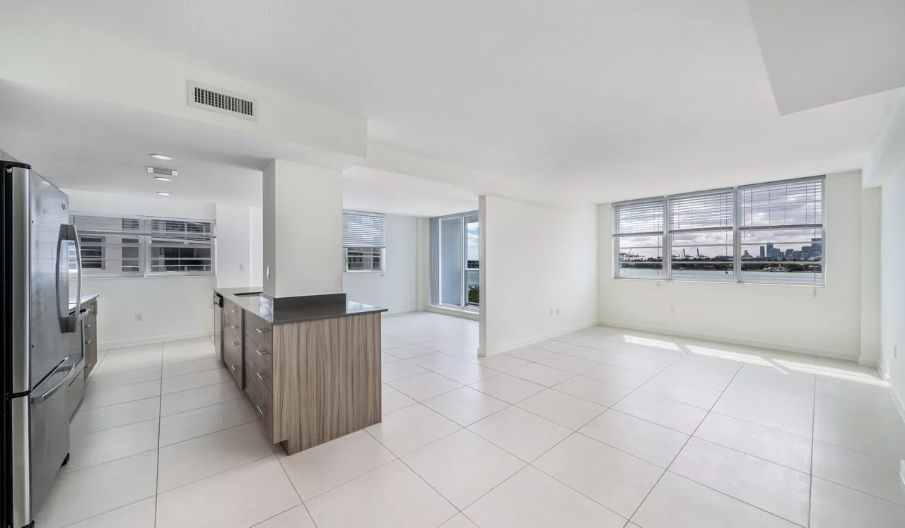 Southgate Towers - Miami, FL - Living Room