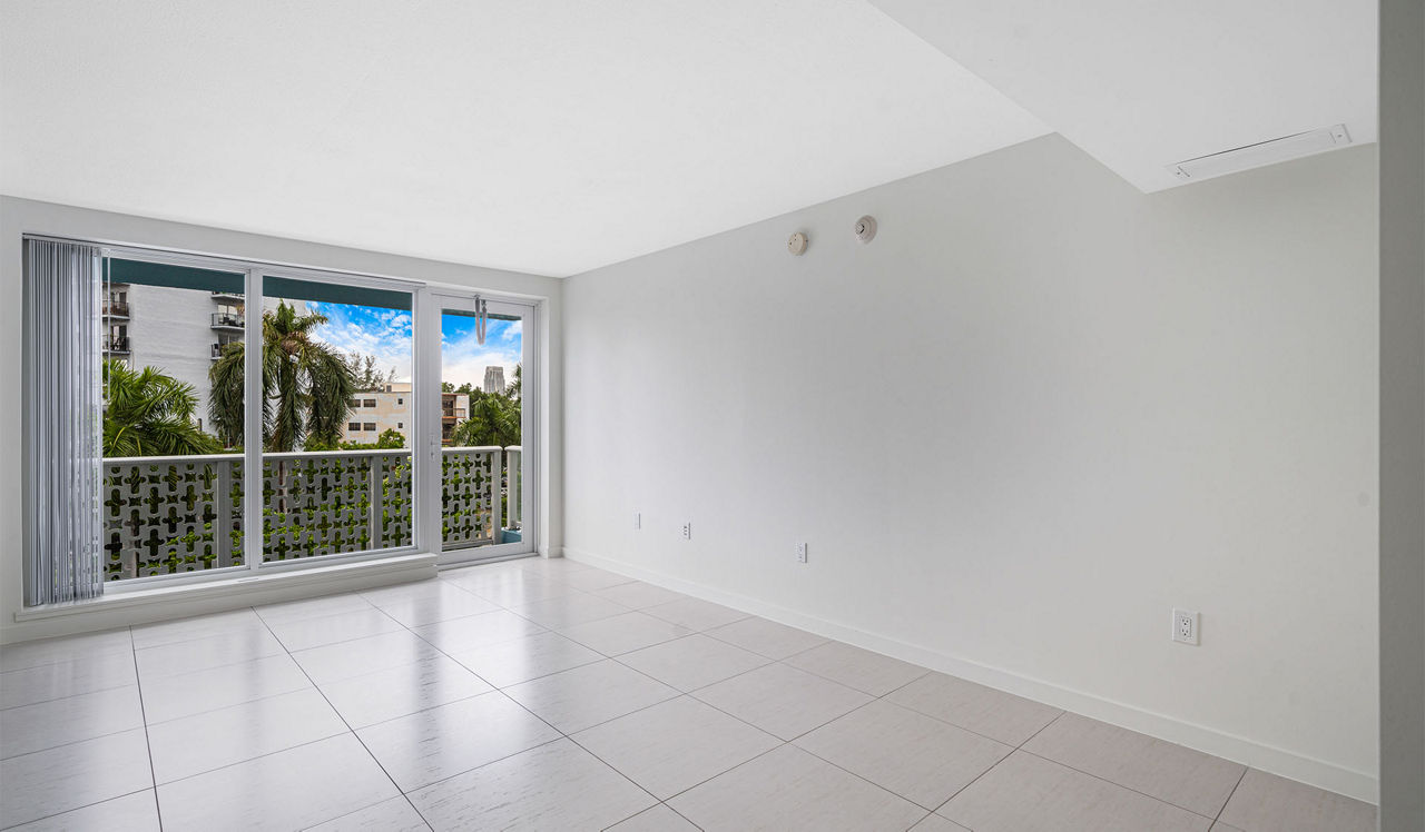 Southgate Towers - Miami, FL - Bedroom