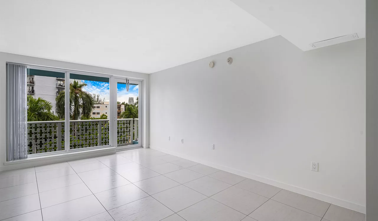 Southgate Towers - Miami, FL - Bedroom