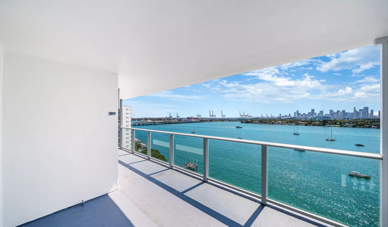 Southgate Towers - Miami, FL - balcony