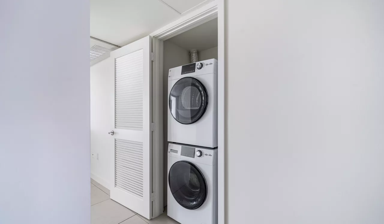 Southgate Towers - Miami, FL - laundry