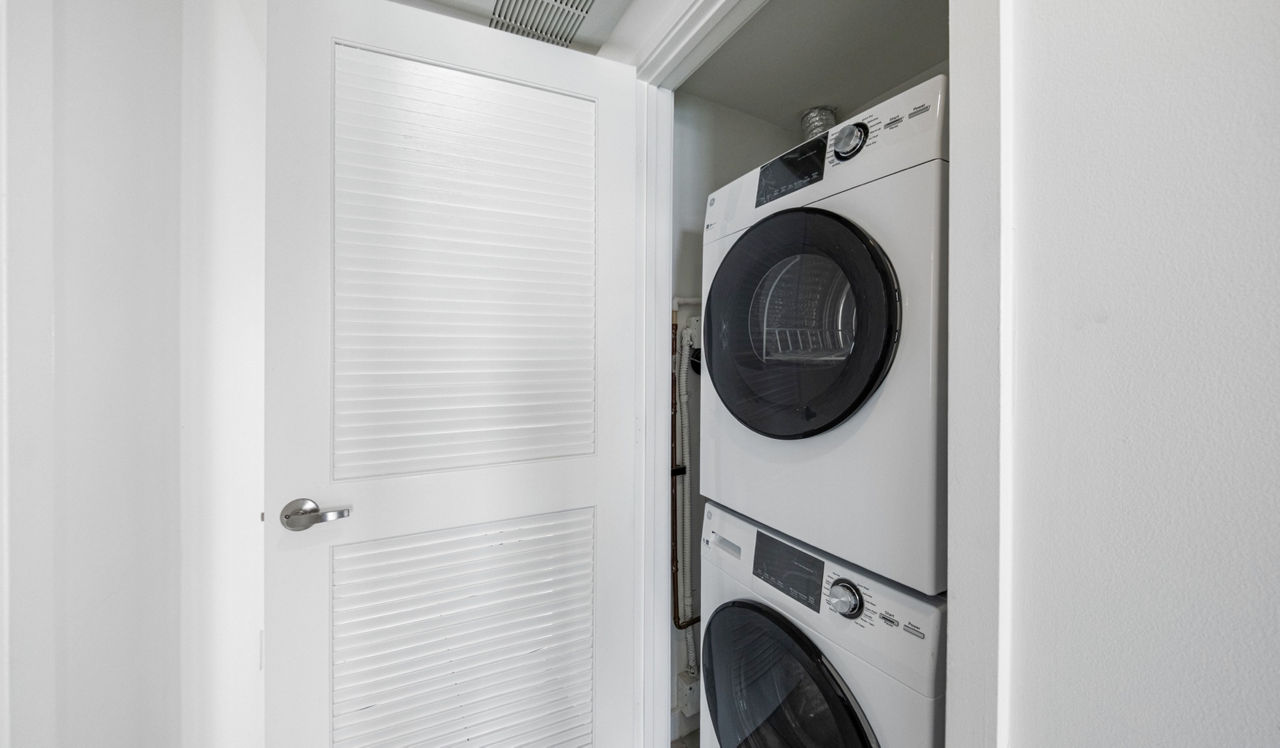 Southgate Towers - Miami, FL - laundry