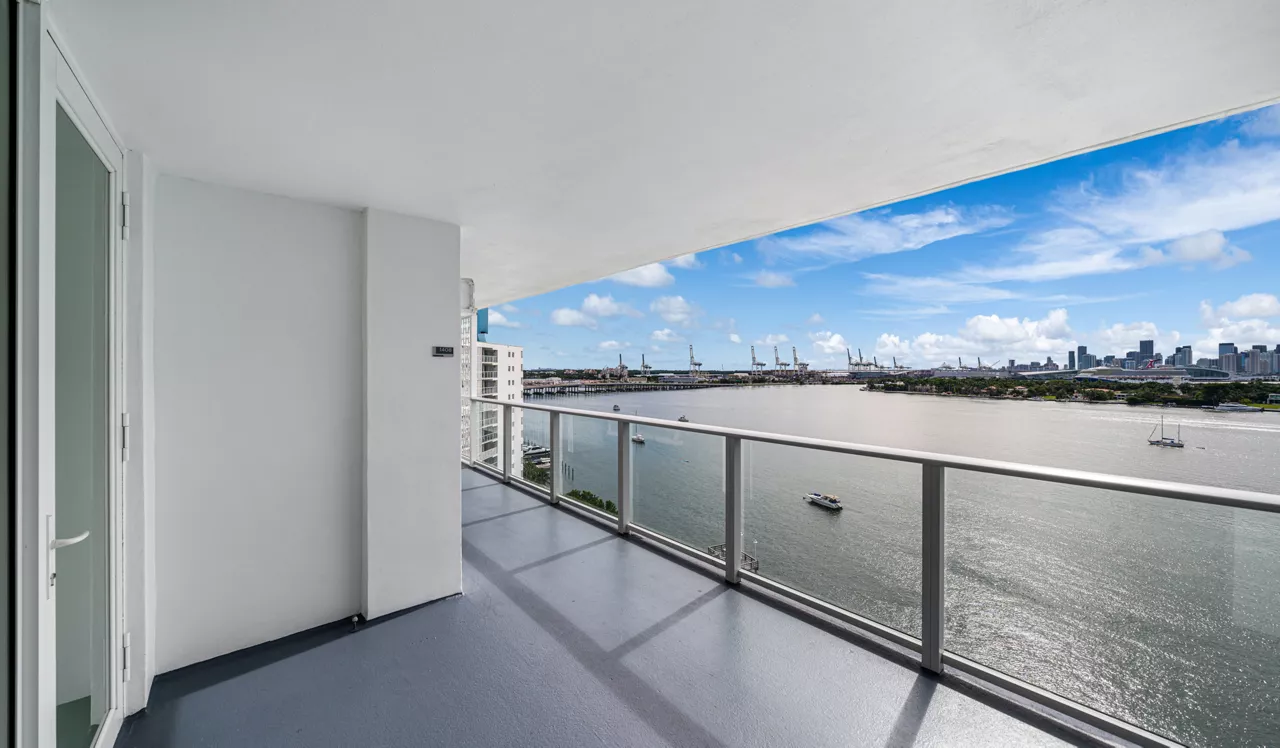 Southgate Towers - Miami, FL - Balcony