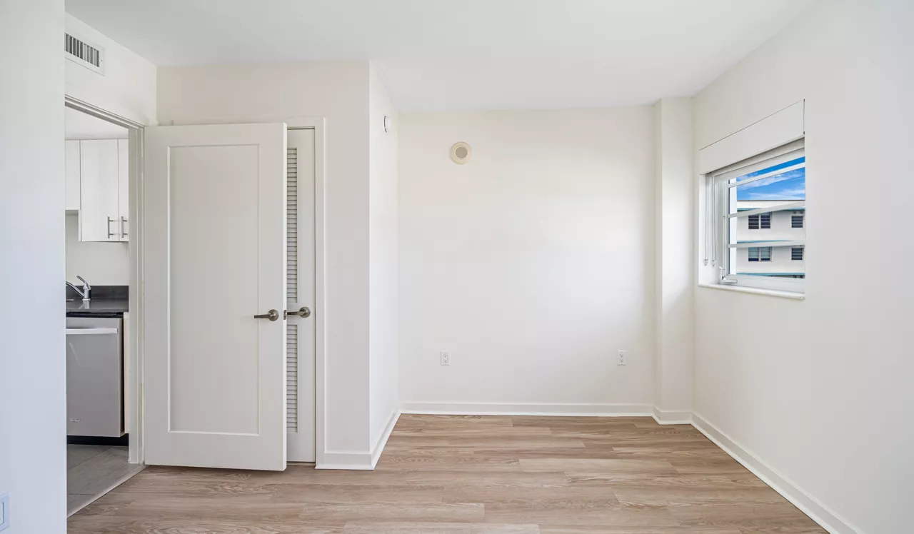 Southgate Towers - Miami, FL - Living Room