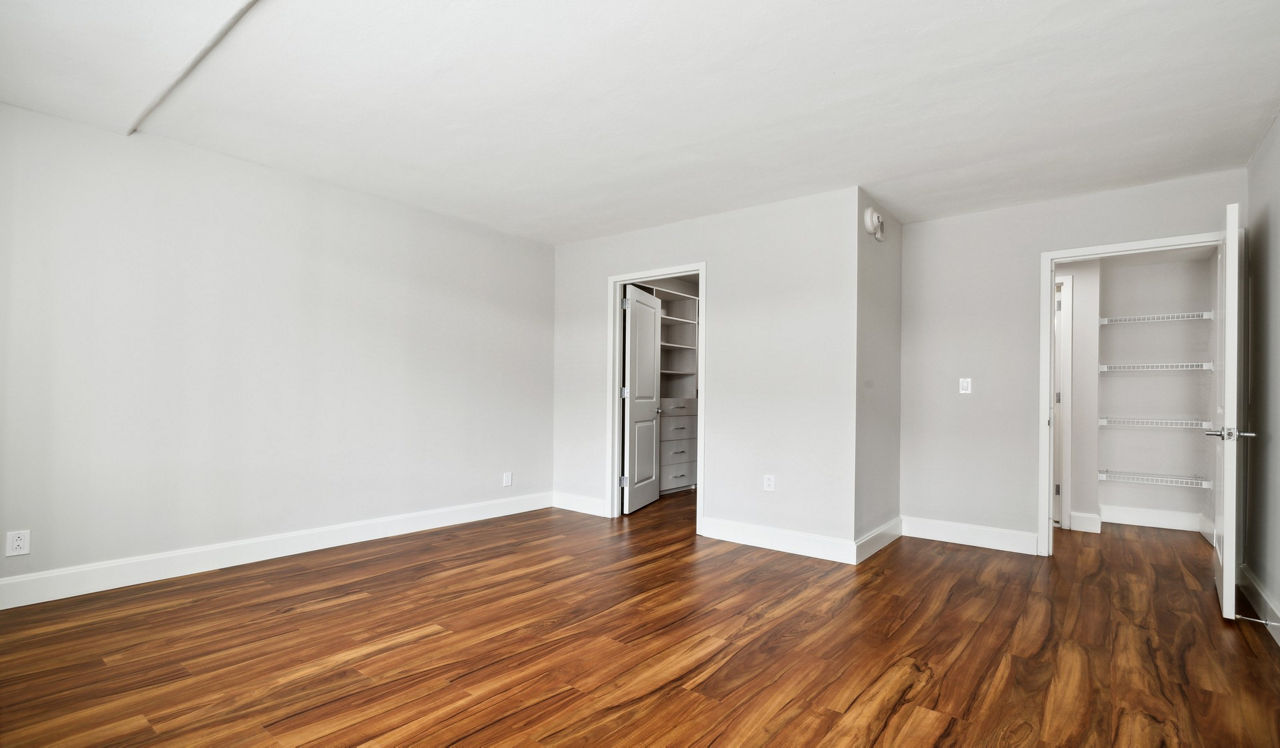 Sterling Apartments - Philadelphia, PA - Bedroom
