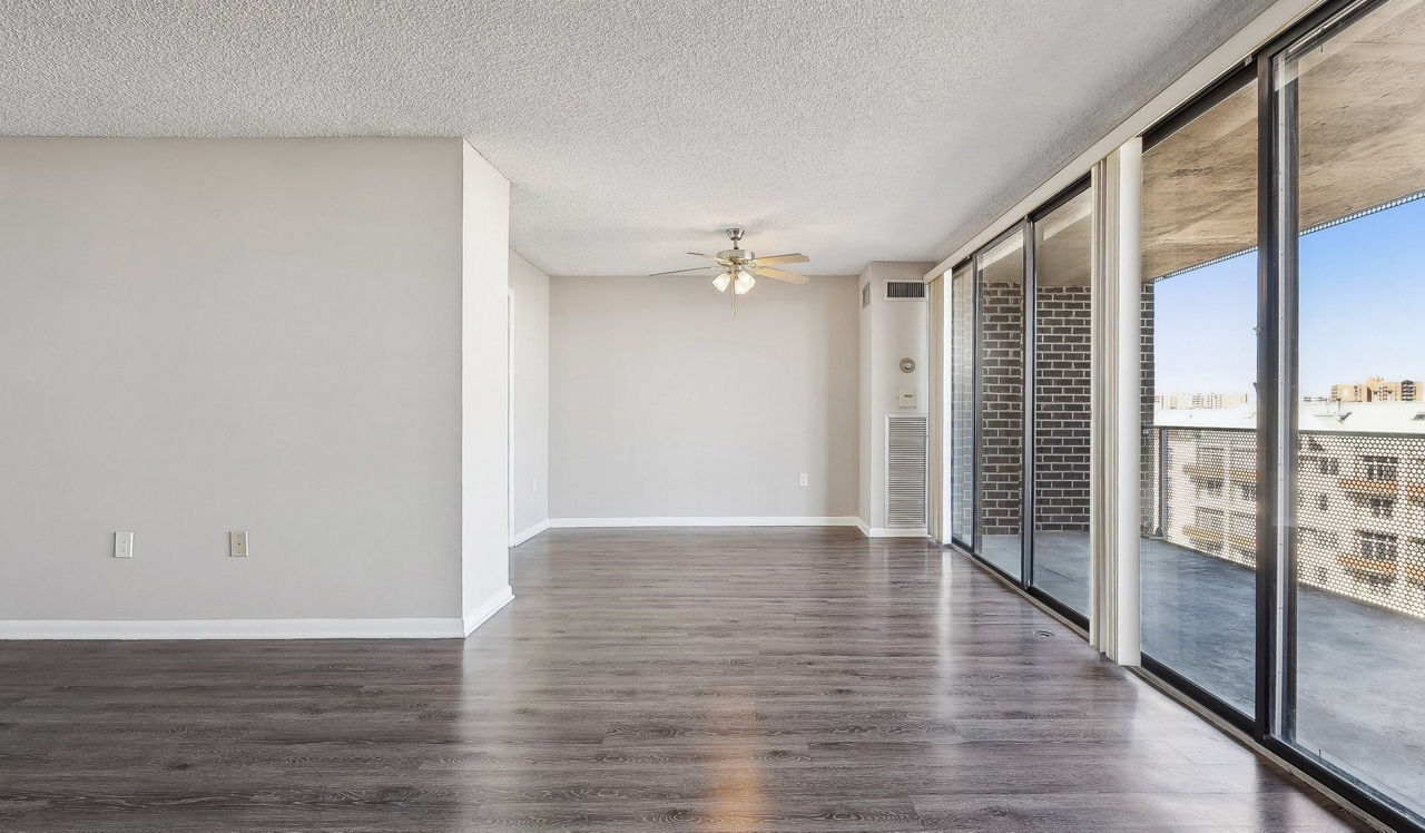 The Summit - Alexandria, VA - Dining Room