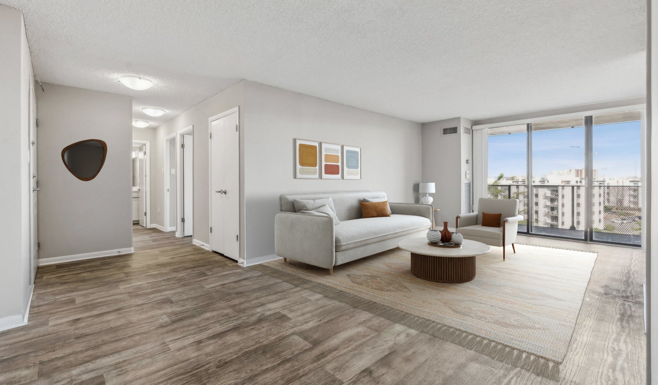 The Summit - Alexandria, VA - Living Room