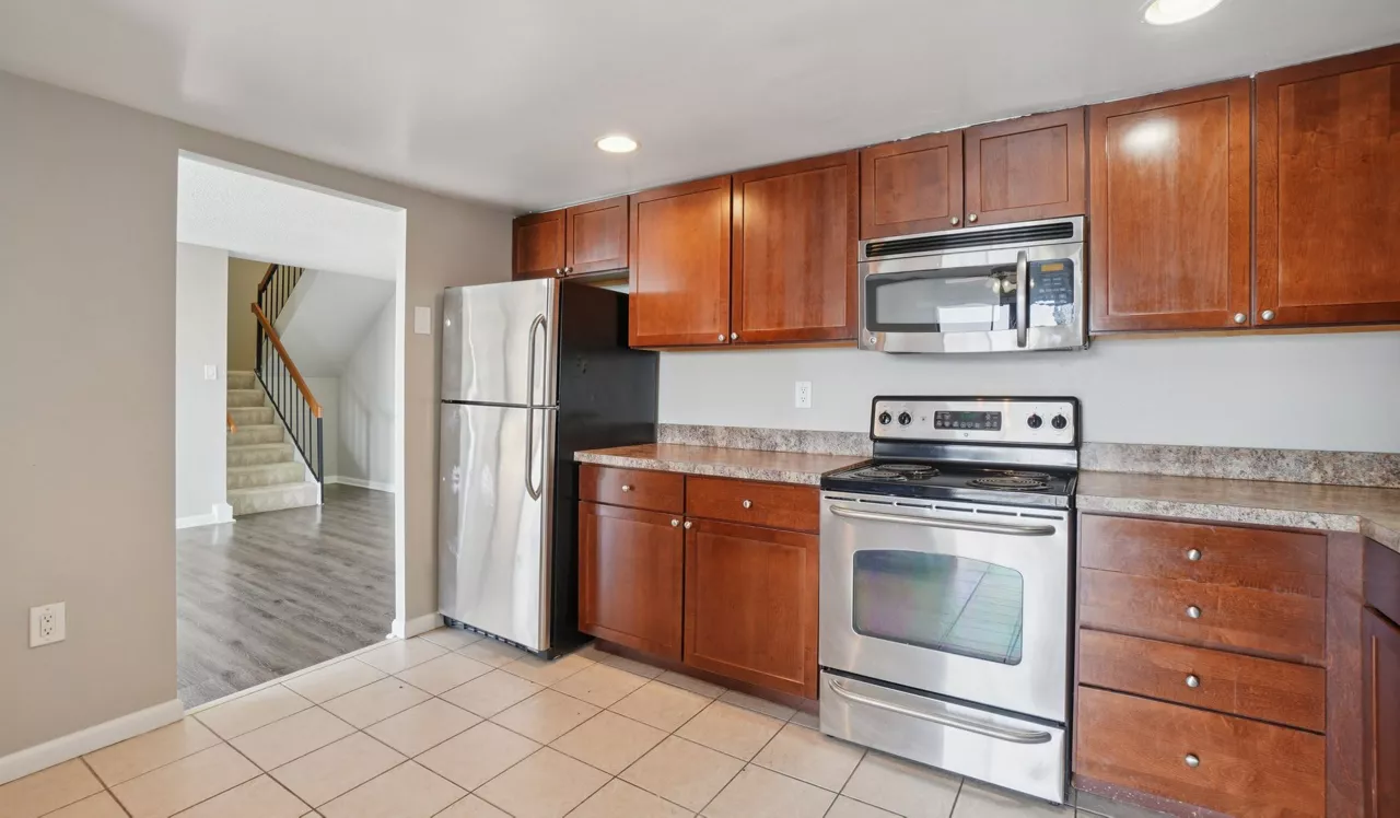 The Summit - Alexandria, VA - kitchen