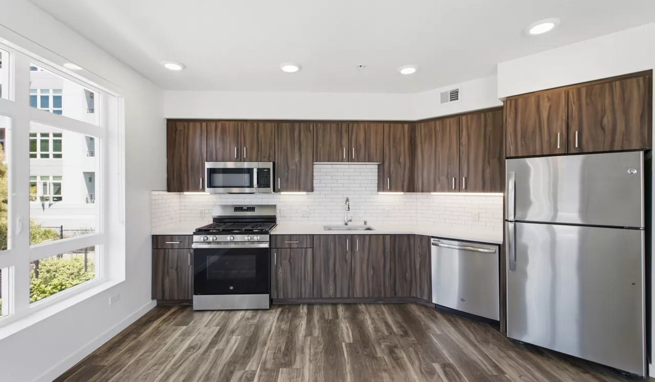 The Broadway - Oakland, CA - Kitchen